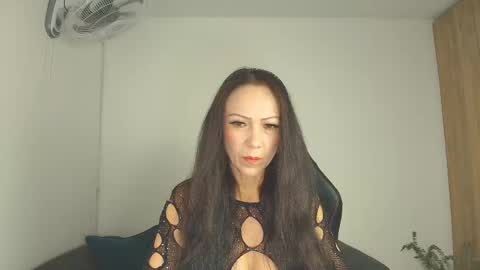 Kasandra Mature online show from 02.17.25