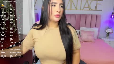 kaseythompson online show from 10.21.25