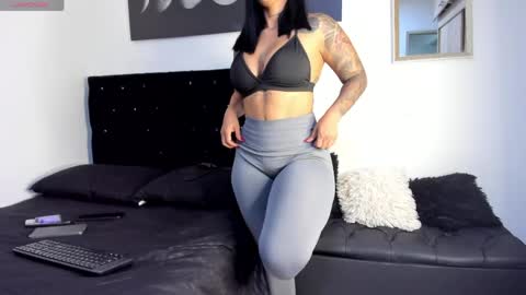 Snapshot of kassandra11_ chatting on 05.15.26 Kassandra online show from 05.15.26