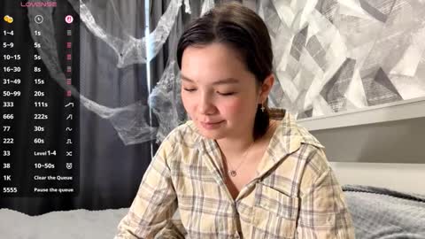 Kira online show from 11.03.25