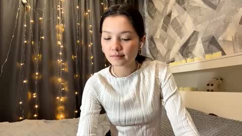 Kira online show from 12.01.25