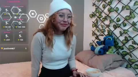 Snapshot of kassidy_red chatting on 09.22.25 kasandra online show from 09.22.25