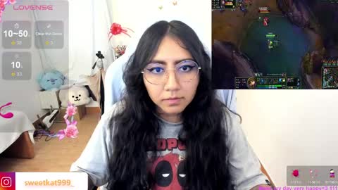 Snapshot of kat_ly_chan chatting on 02.07.25 Kat online show from 02.07.25