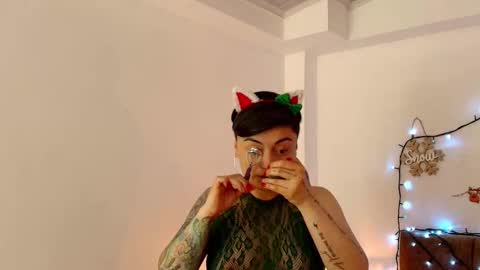 kat paradisse online show from 12.21.25