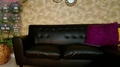 Snapshot of kat_spixy chatting on 11.13.25 Kat online show from 11.13.25