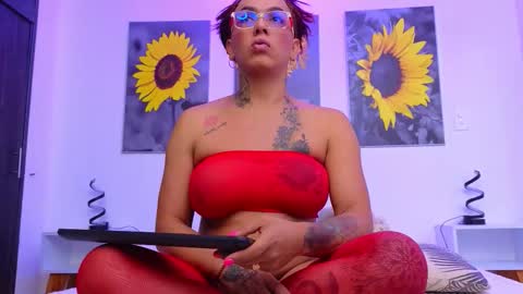 Katalina online show from 09.10.25