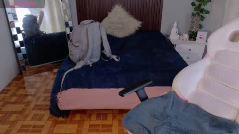 kate online show from 10.16.25