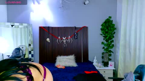 kate online show from 10.26.25