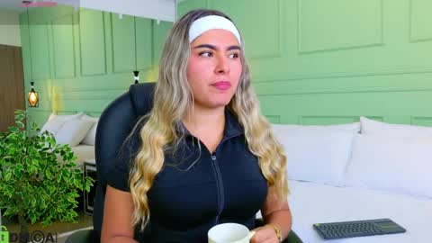 Kat online show from 03.31.26