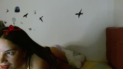 Snapshot of katalina_sexygirl chatting on 09.22.25 Katalina online show from 09.22.25