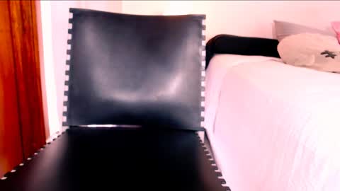 katalinaferreirax online show from 12.04.24