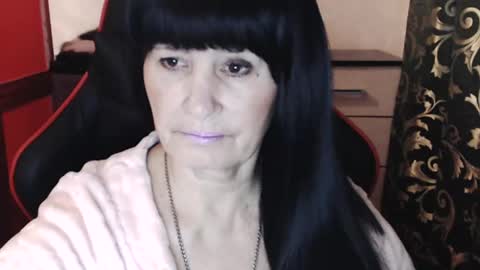 Snapshot of katarinaohdream chatting on 12.05.24 KatarinaOhDream online show from 12.05.24