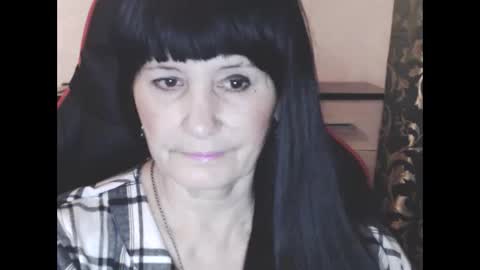 Snapshot of katarinaohdream chatting on 01.04.25 KatarinaOhDream online show from 01.04.25