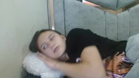 Snapshot of kate_davies chatting on 02.19.26 kate online show from 02.19.26