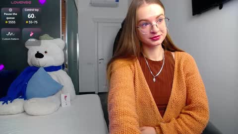 .Be kind and gentle with me and I will do my best for you.   online show from 12.04.24