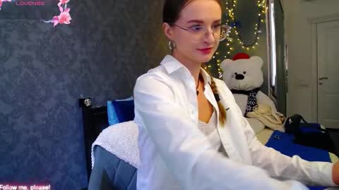 .Be kind and gentle with me and I will do my best for you.   online show from 09.15.25