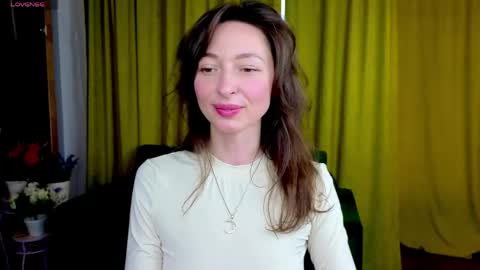 Snapshot of kate_millersi chatting on 04.16.26 Kare online show from 04.16.26