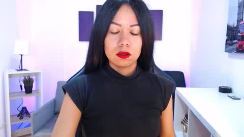 Kate  online show from 10.28.25