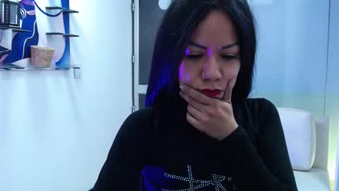 Kate  online show from 11.19.25