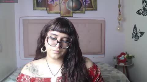 Snapshot of kate_pickman chatting on 02.26.26 kate online show from 02.26.26