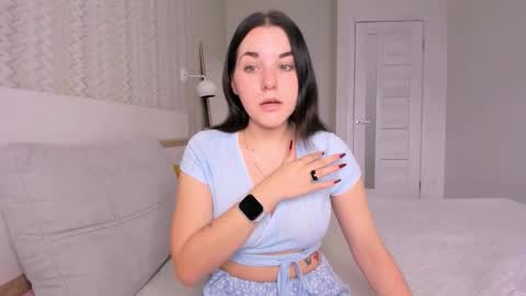 KATE online show from 10.25.25