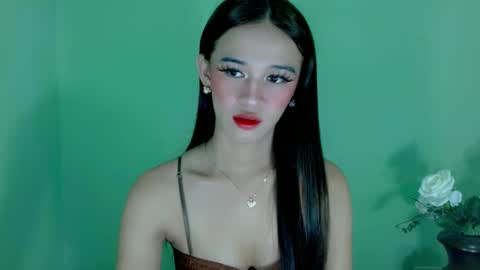 Snapshot of kate_romance chatting on 01.14.25 Kate online show from 01.14.25