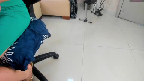 kate_roose online show from 01.25.25