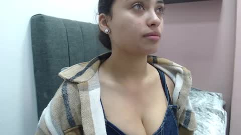 Snapshot of kate_stam chatting on 09.19.25 Kari online show from 09.19.25
