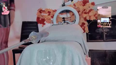 kate the pink girl online show from 11.16.25