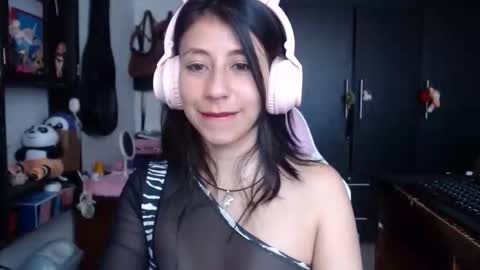 Kateeen18 online show from 11.27.25