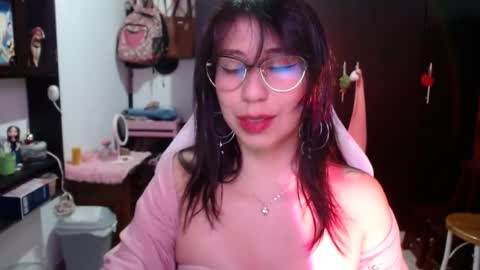 Snapshot of kateeen18 chatting on 07.13.26 Kateeen18 online show from 07.13.26