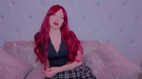 Snapshot of kateglory chatting on 12.15.25 Kate online show from 12.15.25