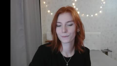 Snapshot of katekalen chatting on 01.03.25 Kate Bunny online show from 01.03.25
