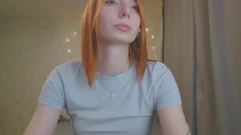 Snapshot of katekalen chatting on 01.20.25 Kate Bunny online show from 01.20.25