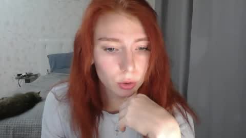 Snapshot of katekalen chatting on 09.21.25 Kate Bunny online show from 09.21.25