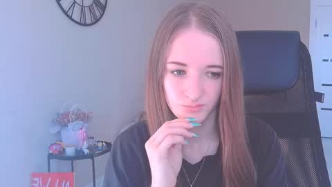Snapshot of katekayer chatting on 09.22.25 katekayer online show from 09.22.25