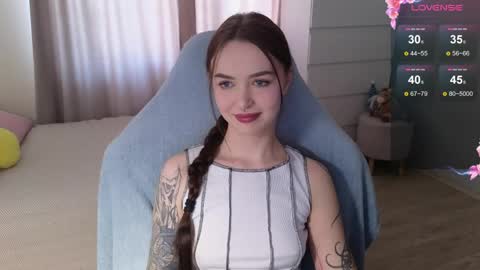 Snapshot of kateleoo chatting on 05.11.26 Im Kate online show from 05.11.26