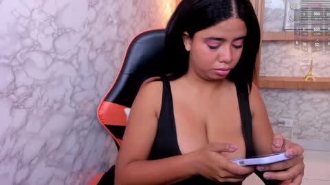 Snapshot of katelovings chatting on 03.29.26 katelovings online show from 03.29.26