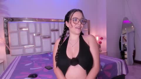 KateMoorex online show from 01.12.26