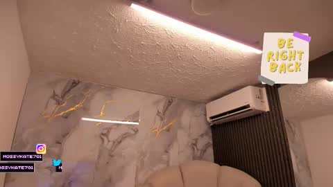 Im Katherine but call me Kate  online show from 03.14.26