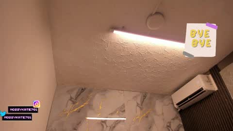 Im Katherine but call me Kate  online show from 03.30.26