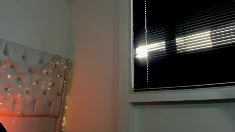 love meeee online show from 01.10.25