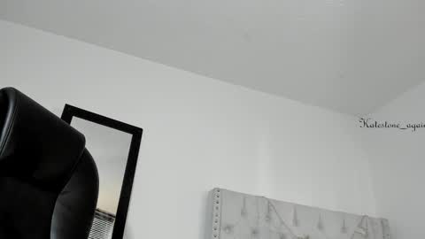 love meeee online show from 02.12.25