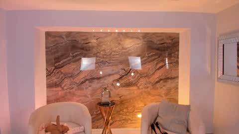 K A T E  online show from 02.06.25