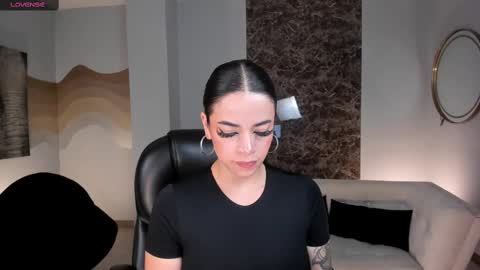 K A T E  online show from 02.16.25