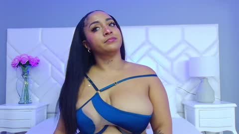 Kate Venegas online show from 01.11.25