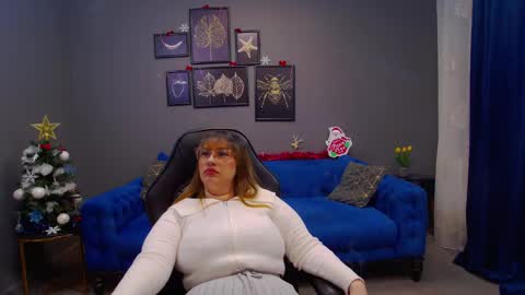 Kate online show from 12.23.24