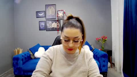 Kate online show from 02.20.25