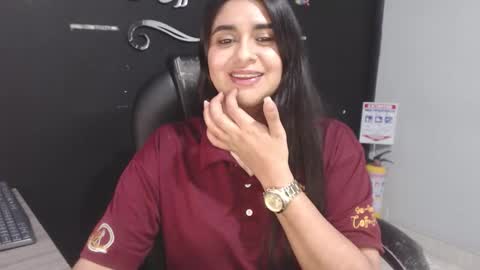 Call me Lau  online show from 03.07.26