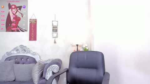 Snapshot of katherin_cruzz chatting on 09.12.25 katherin online show from 09.12.25